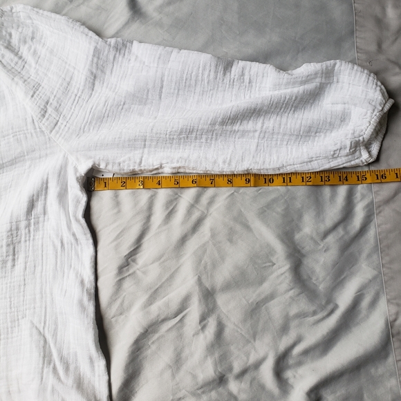 Old Navy Double Weave Long Sleeve Blouse - Picture 16 of 17